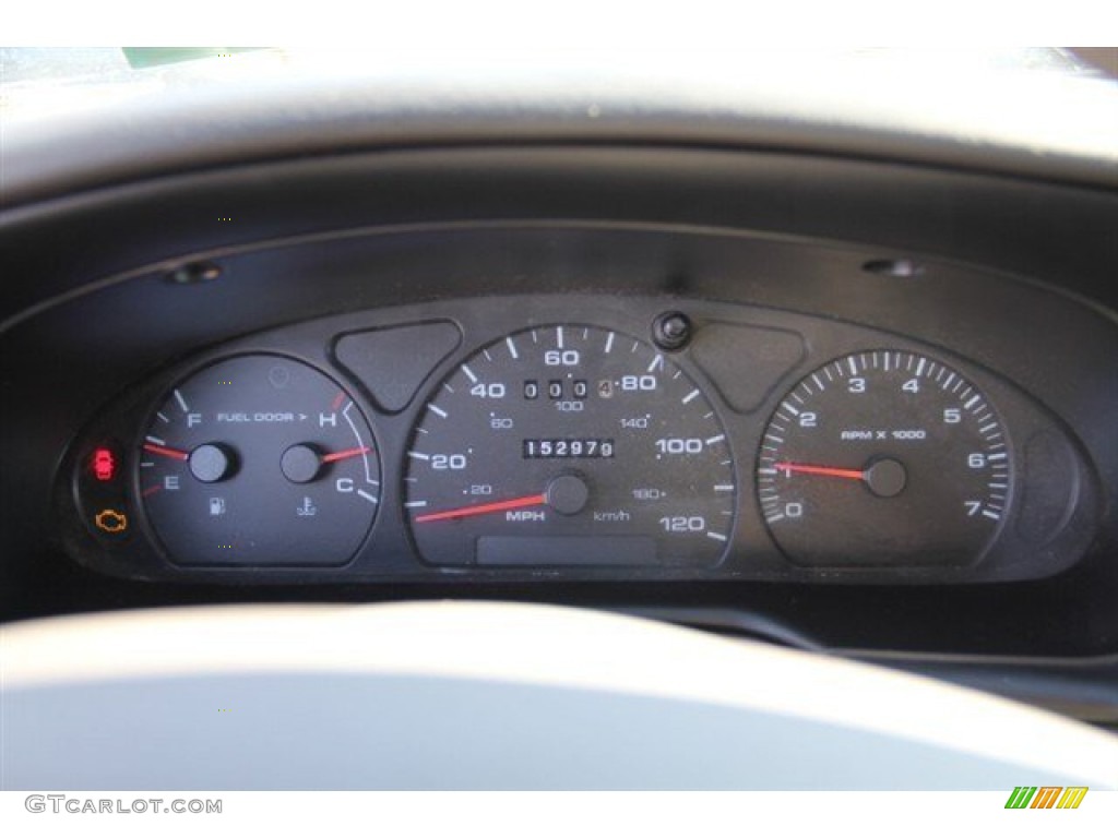 2002 Ford Taurus SES Gauges Photos