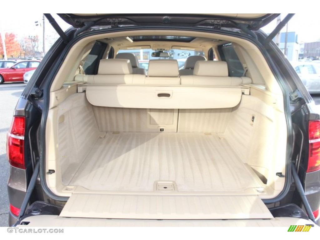 2012 BMW X5 xDrive35i Trunk Photo #73696641