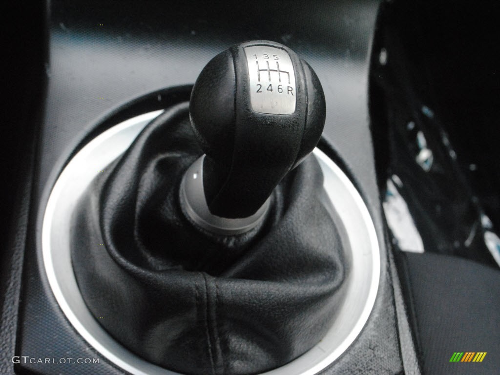 2005 Nissan 350Z Coupe Transmission Photos