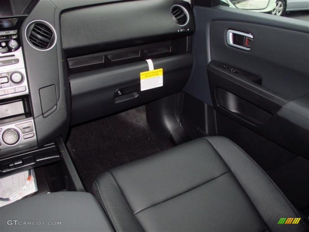 2013 Pilot Touring - White Diamond Pearl / Black photo #7