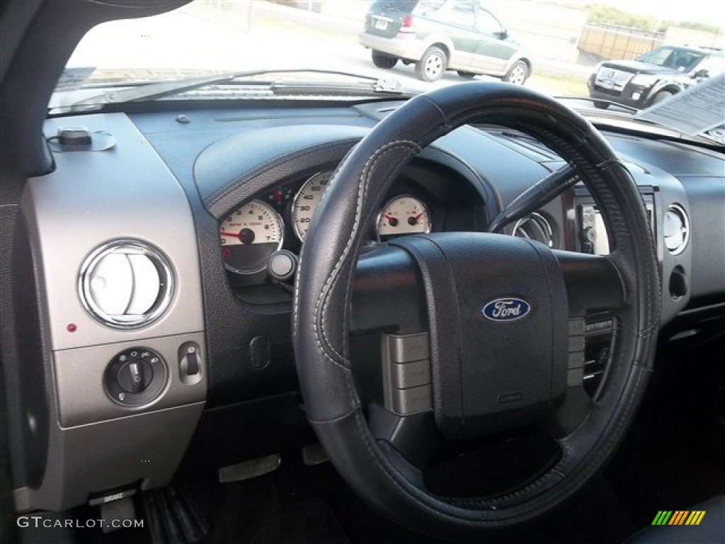 2006 F150 Lariat SuperCrew - Black / Black photo #16