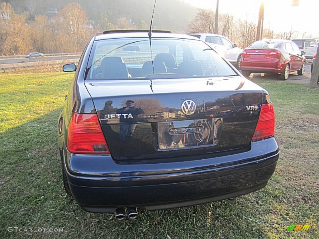 2002 Jetta GLX  VR6 Sedan - Galactic Blue Pearl / Black photo #5