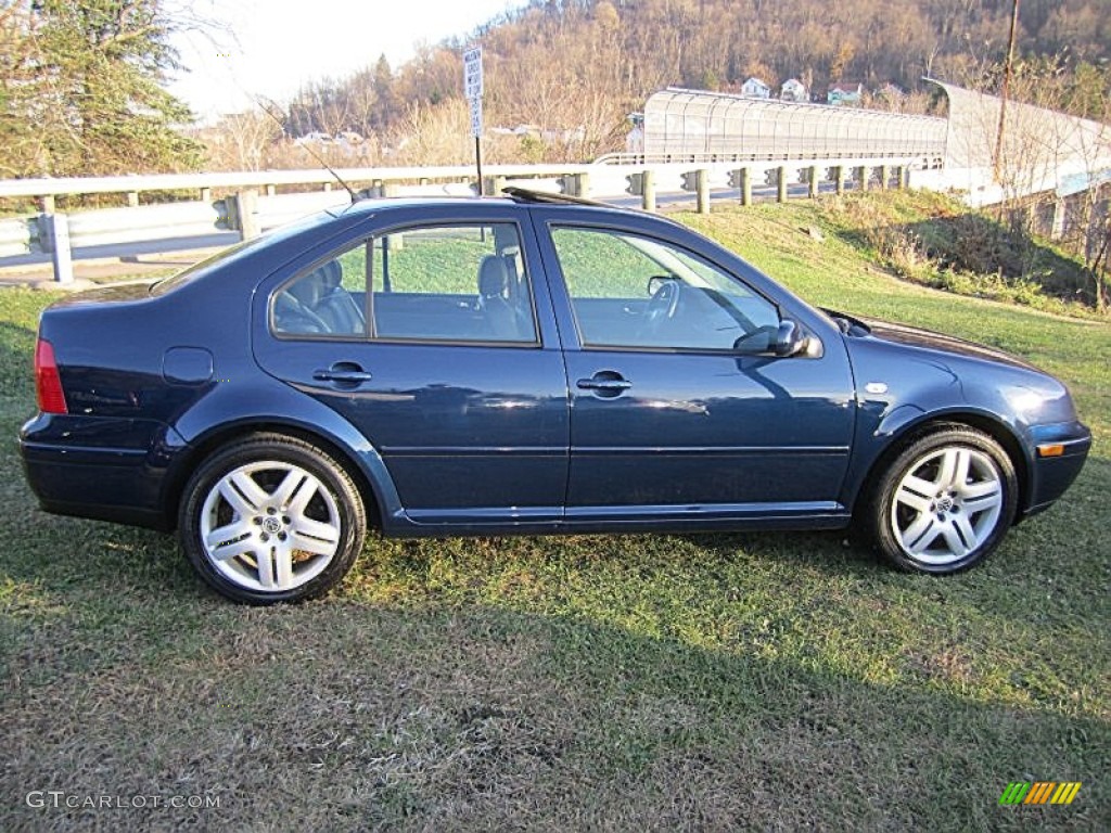 2002 Jetta GLX  VR6 Sedan - Galactic Blue Pearl / Black photo #8