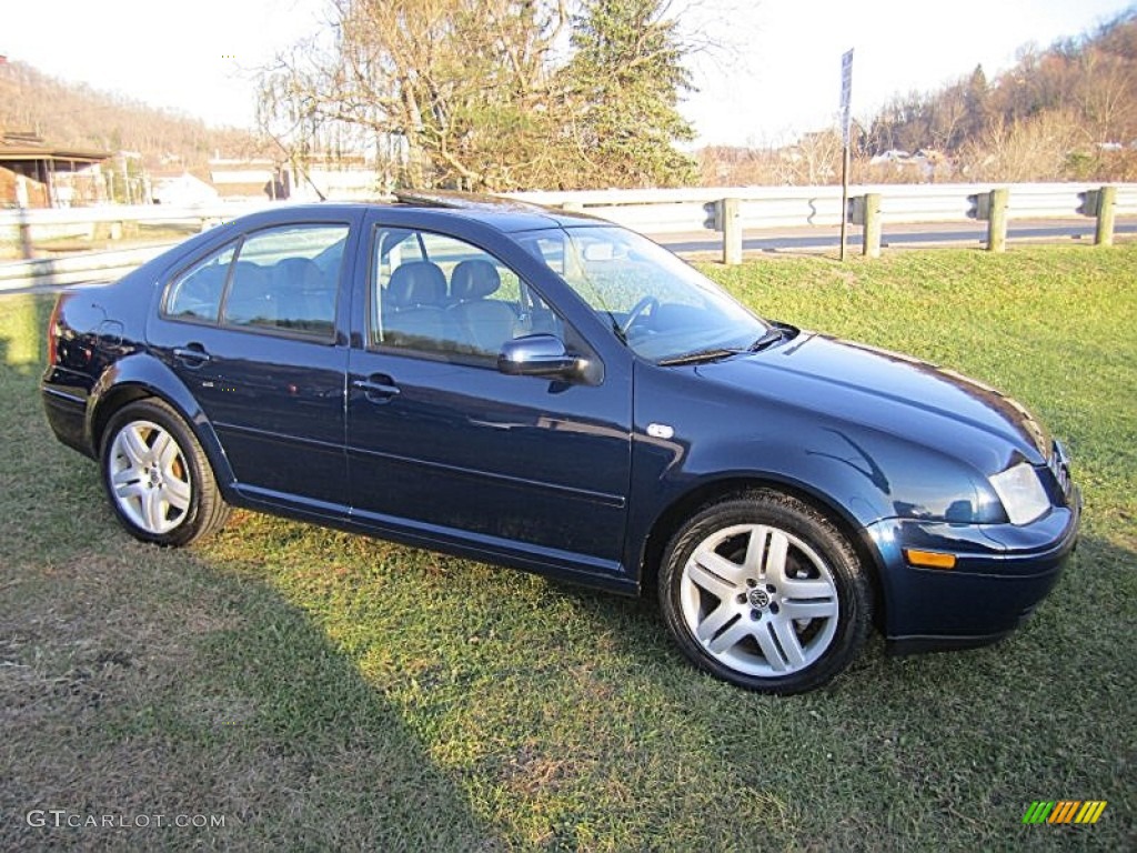 2002 Jetta GLX  VR6 Sedan - Galactic Blue Pearl / Black photo #9