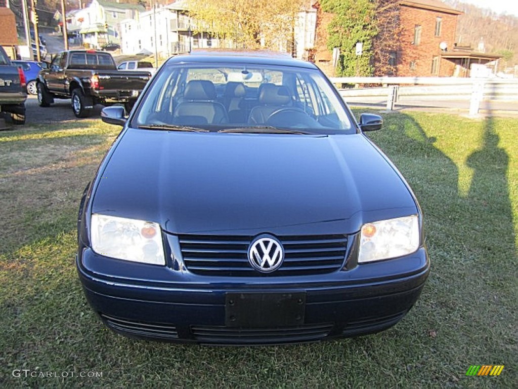 2002 Jetta GLX  VR6 Sedan - Galactic Blue Pearl / Black photo #11