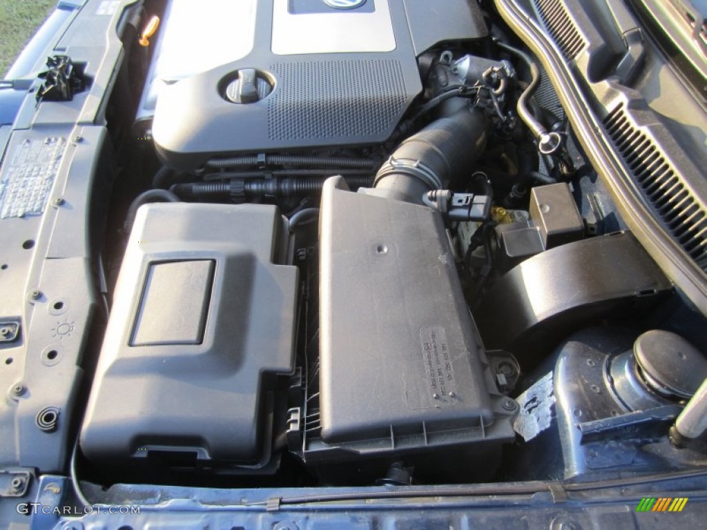 2002 Jetta GLX  VR6 Sedan - Galactic Blue Pearl / Black photo #33
