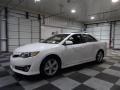 Super White - Camry SE Photo No. 4