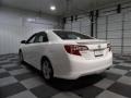 Super White - Camry SE Photo No. 5