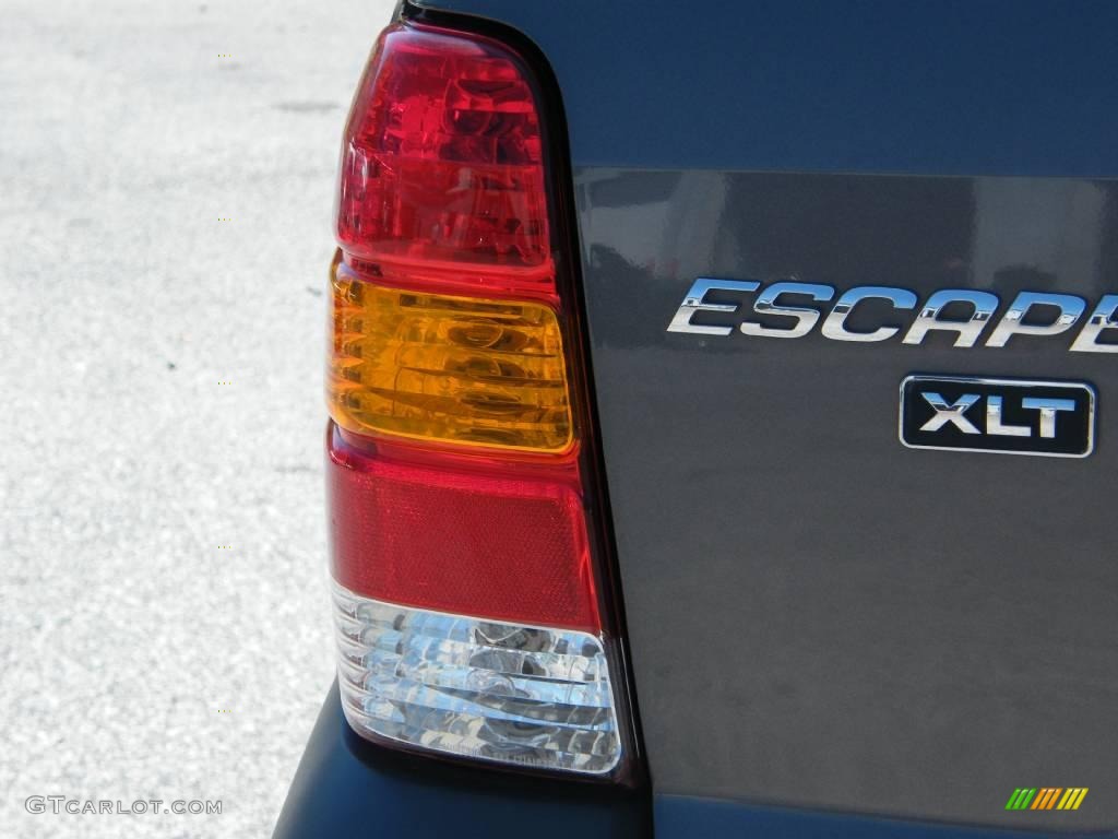 2006 Escape XLT V6 - Dark Shadow Grey Metallic / Medium/Dark Flint photo #10