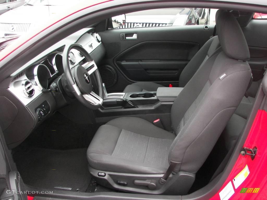 2006 Mustang V6 Premium Coupe - Torch Red / Dark Charcoal photo #5