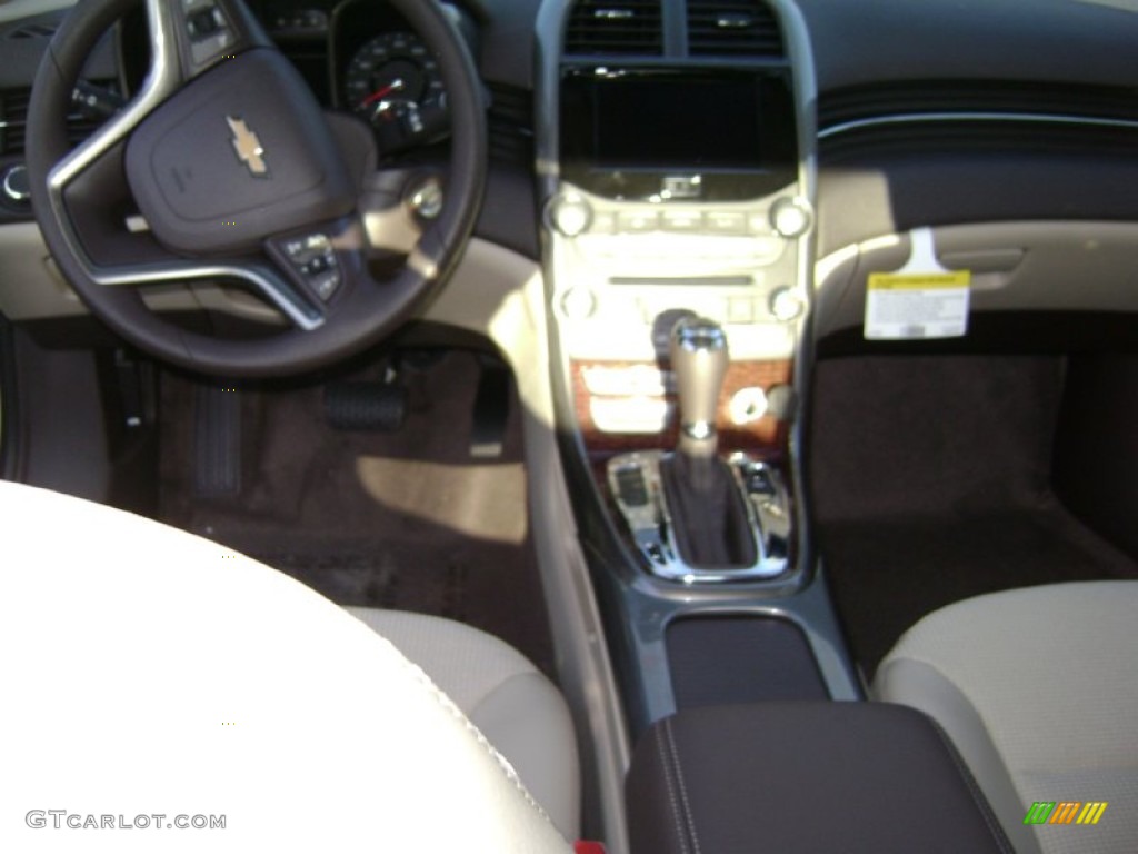 2013 Malibu LT - Summit White / Cocoa/Light Neutral photo #4