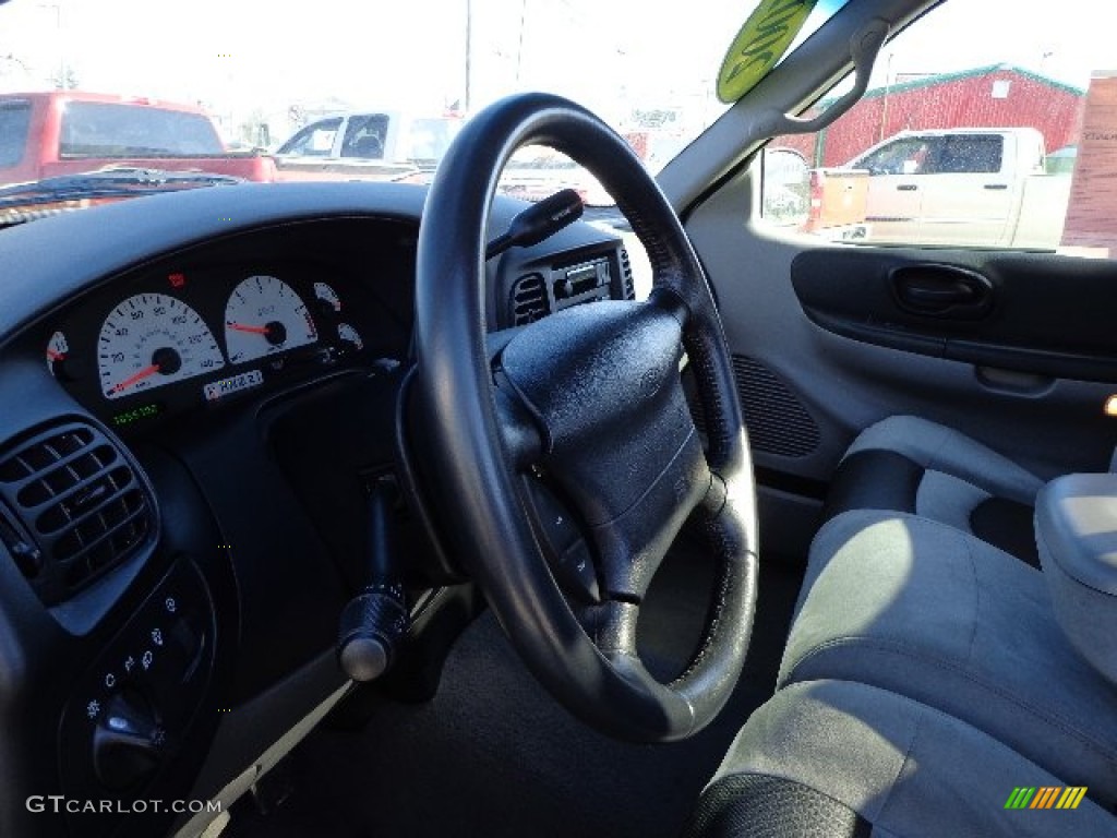 2002 F150 SVT Lightning - Silver Metallic / SVT Medium Graphite photo #17