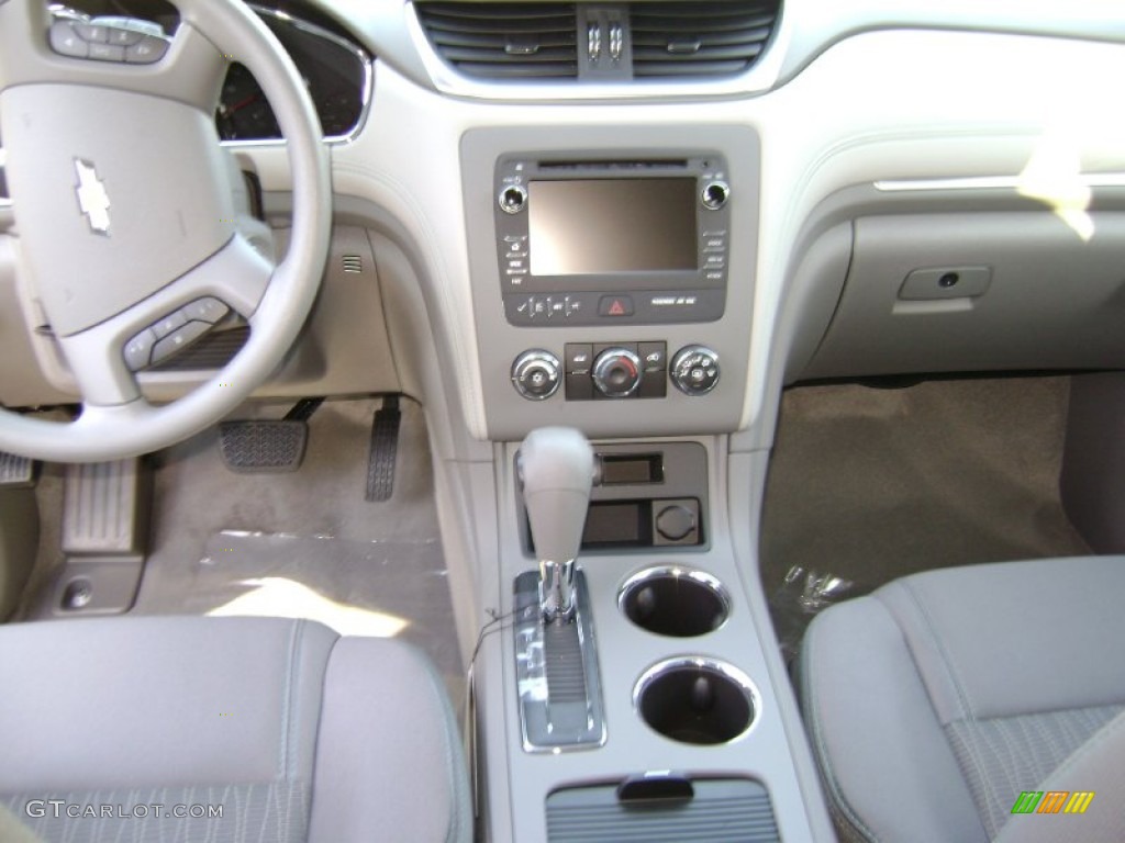 2013 Traverse LS AWD - Cyber Gray Metallic / Dark Titanium/Light Titanium photo #4