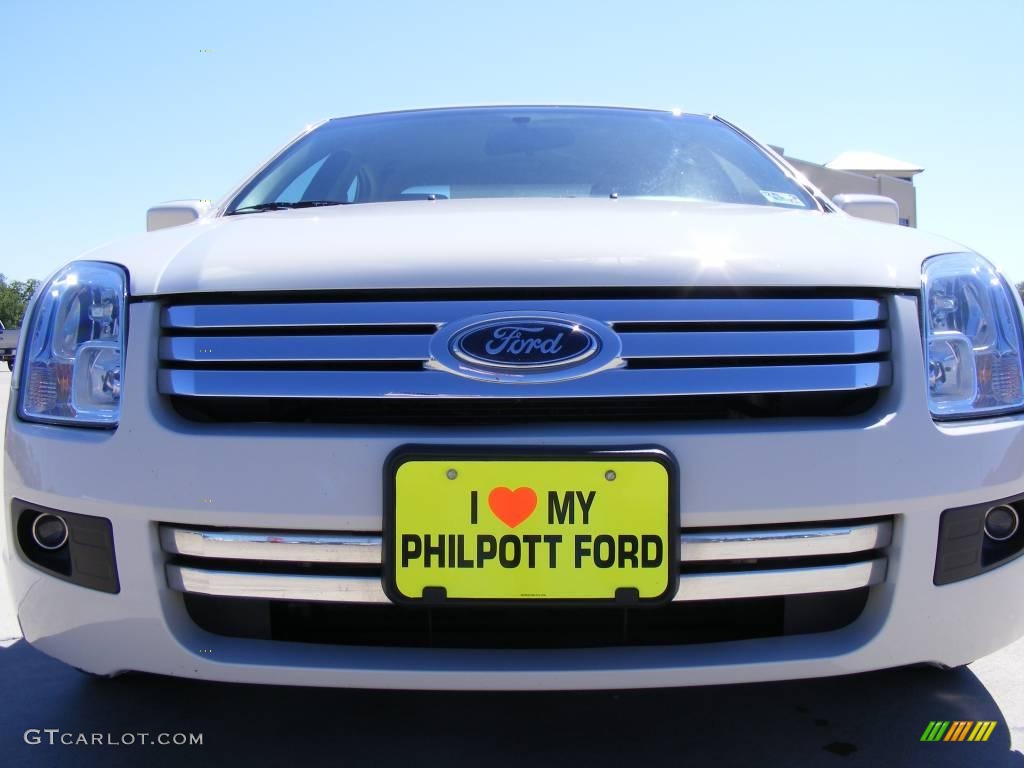 2008 Fusion SE - White Suede / Charcoal Black photo #19