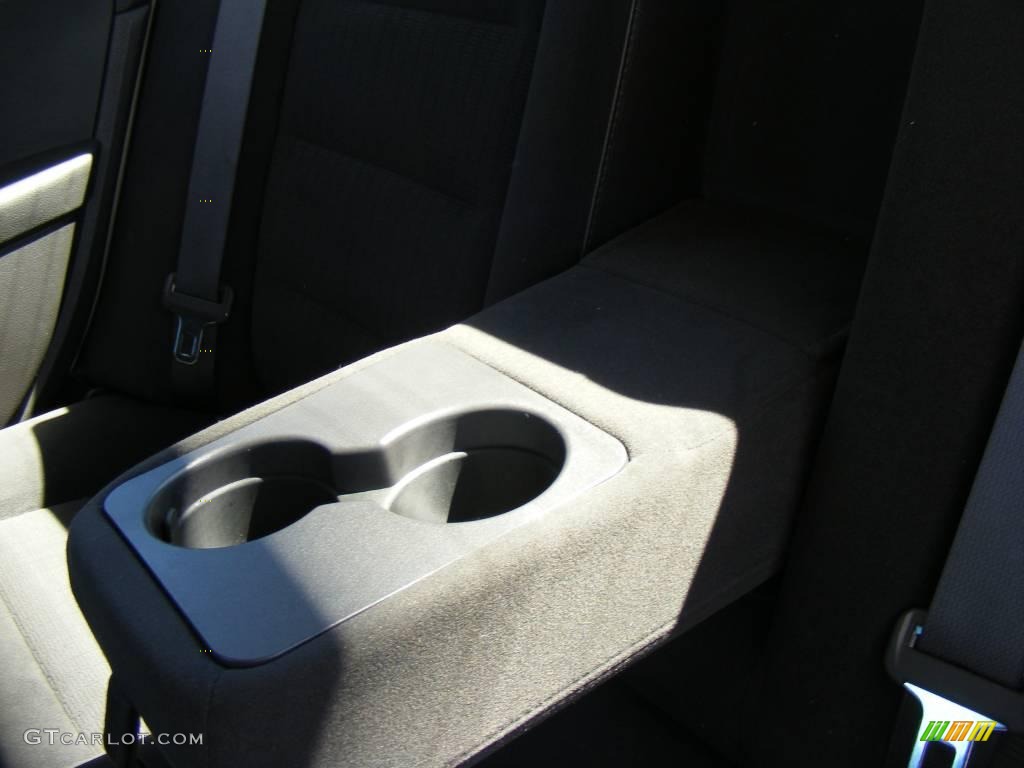 2008 Fusion SE - White Suede / Charcoal Black photo #33