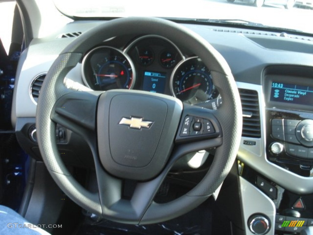 2013 Chevrolet Cruze LS Jet Black/Medium Titanium Steering Wheel Photo #73714451