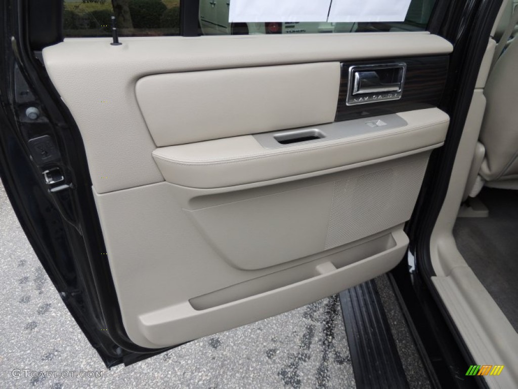 2010 Lincoln Navigator L Camel Door Panel Photo #73714949