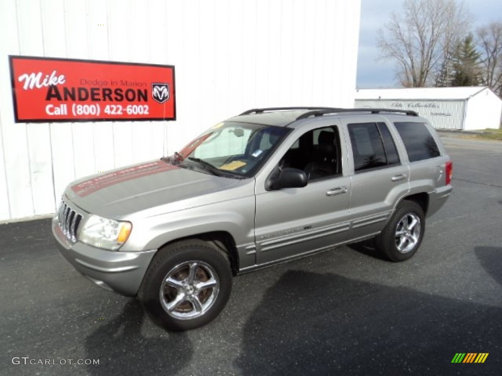 2002 Grand Cherokee Limited 4x4 - Bright Silver Metallic / Dark Slate Gray photo #1