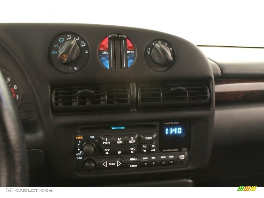1999 Chevrolet Monte Carlo LS Controls Photos