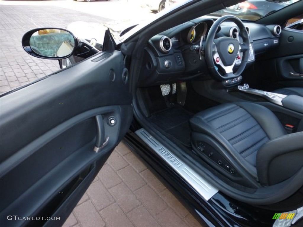Nero Interior 2010 Ferrari California Standard California Model Photo #73717310