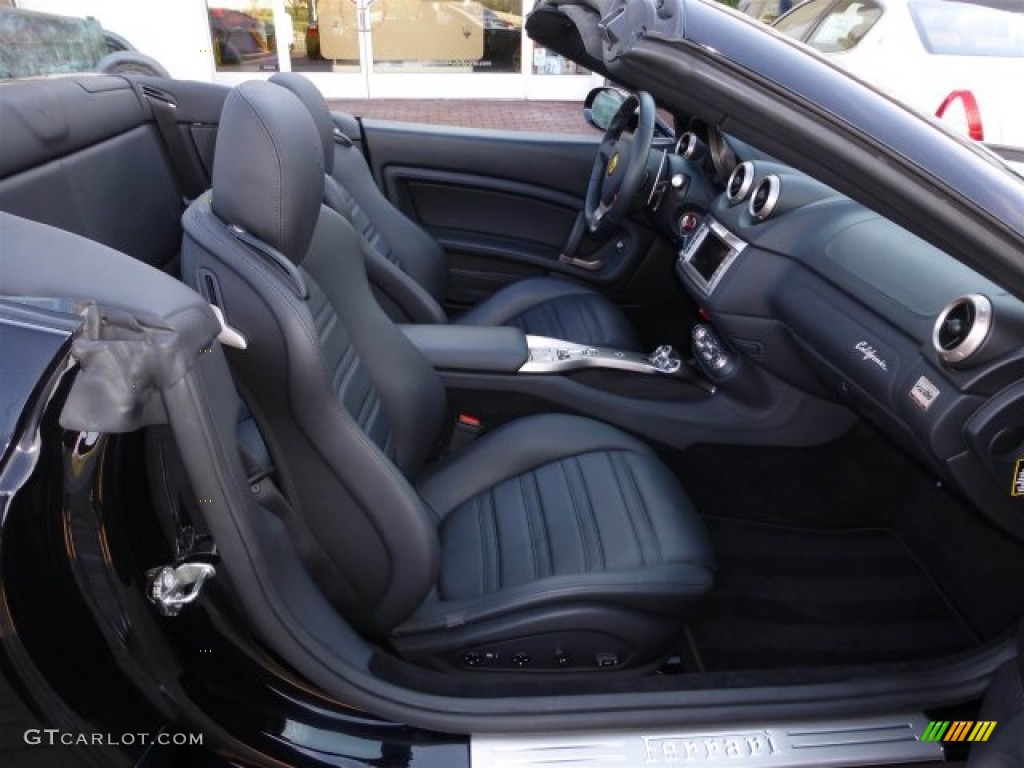 Nero Interior 2010 Ferrari California Standard California Model Photo #73717610