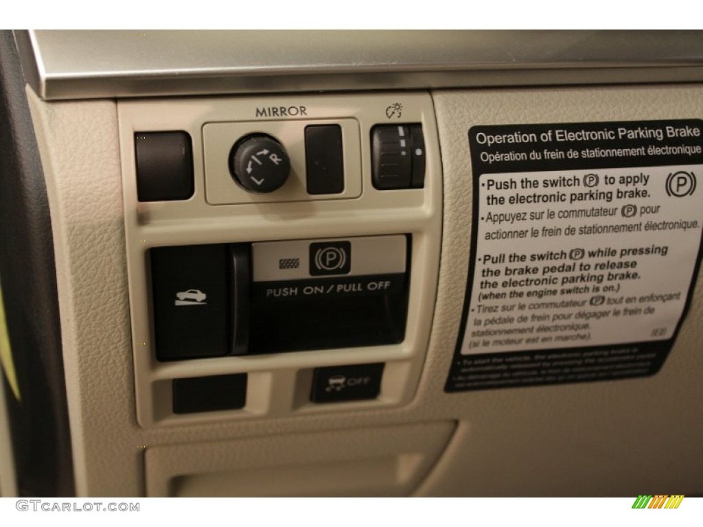 2010 Subaru Outback 2.5i Premium Wagon Controls Photo #73719044