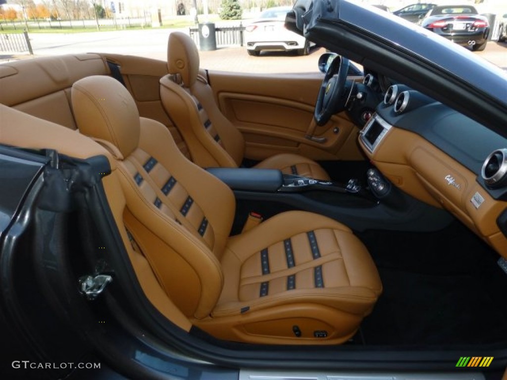 Cuoio Interior 2011 Ferrari California Standard California Model Photo #73719401