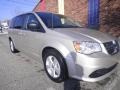Sandstone - Grand Caravan SE Photo No. 1