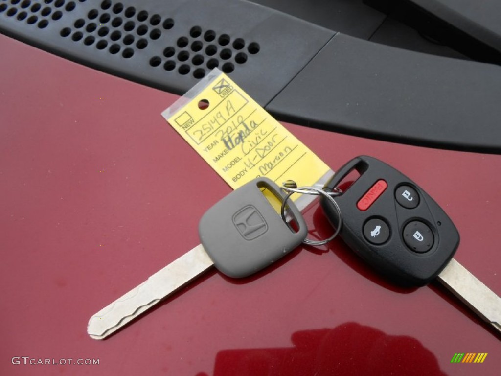2009 Honda Civic LX Sedan Keys Photos