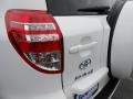 Super White - RAV4 I4 4WD Photo No. 9