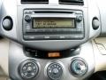 Super White - RAV4 I4 4WD Photo No. 17
