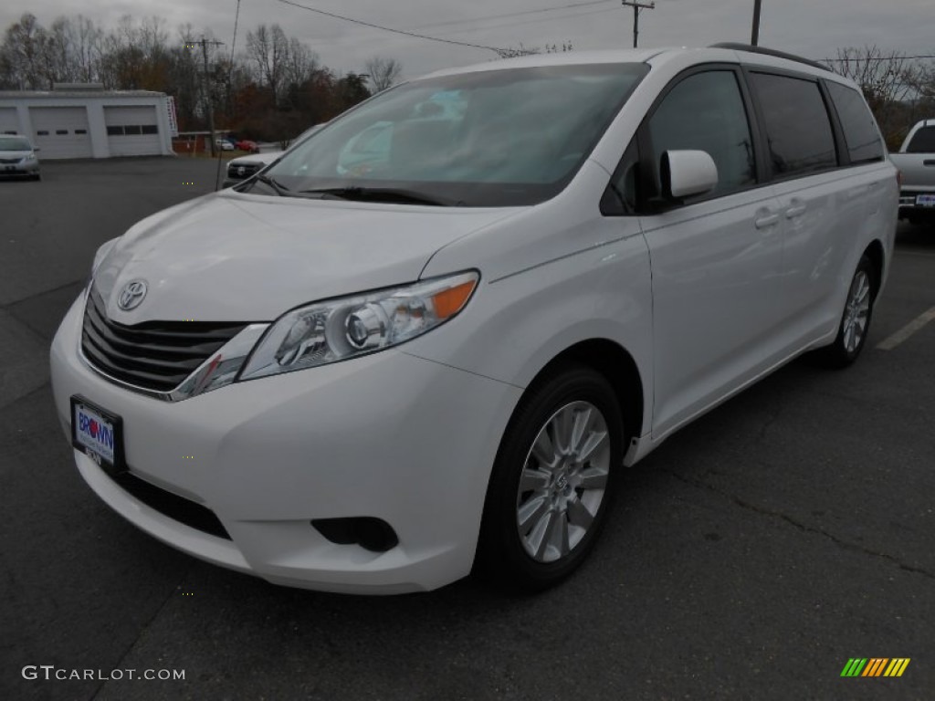 2012 Sienna LE AWD - Super White / Bisque photo #3