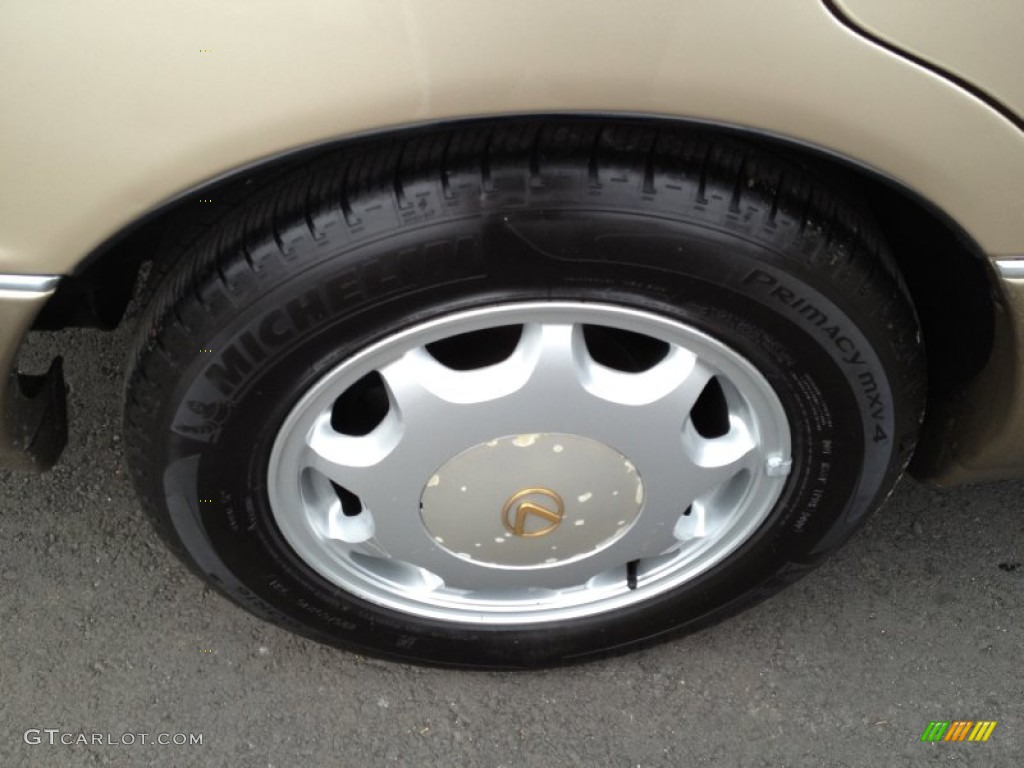 1993 Lexus LS 400 Wheel Photo #73725596