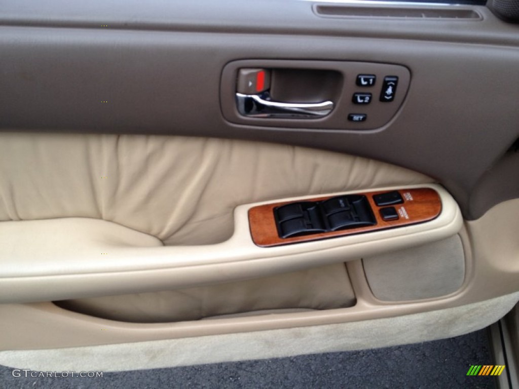 1993 Lexus LS 400 Tan Door Panel Photo #73725917