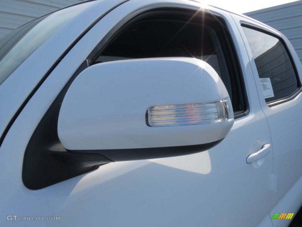 2013 Tacoma V6 TRD Sport Double Cab 4x4 - Super White / Graphite photo #11