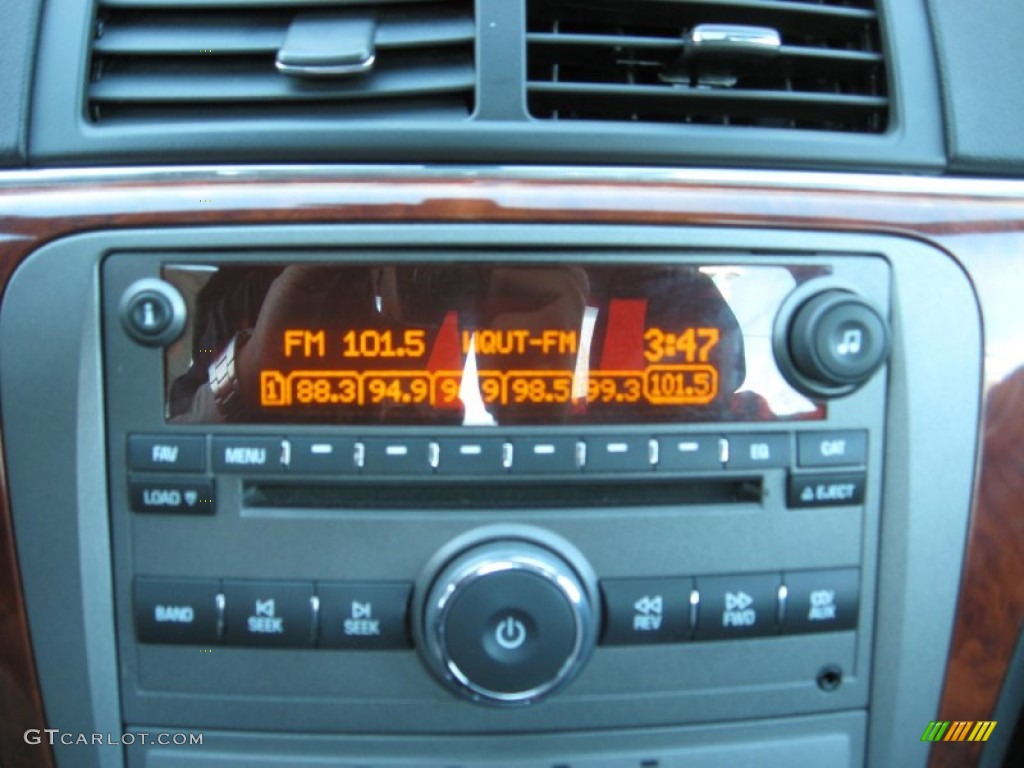 2008 Aura XR - Red Jewel / Black photo #28