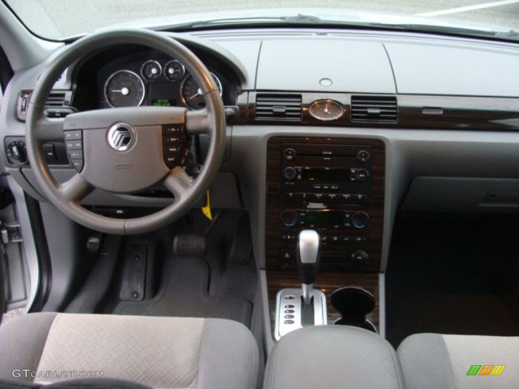2005 Montego Luxury - Silver Frost Metallic / Shale photo #10