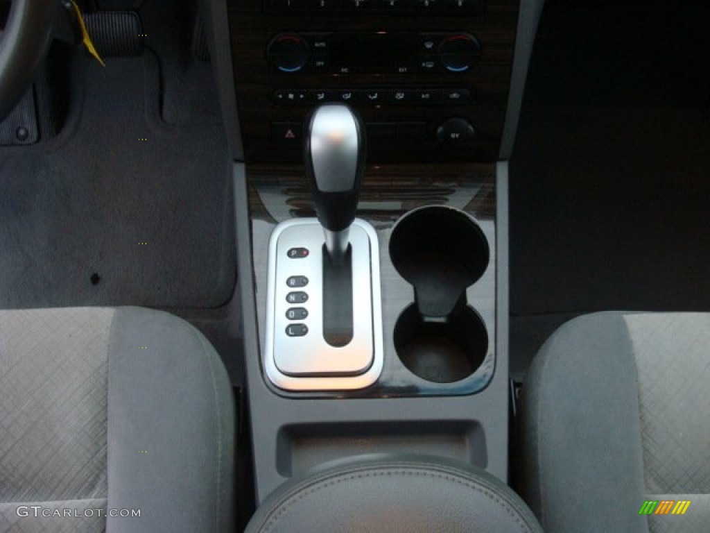 2005 Montego Luxury - Silver Frost Metallic / Shale photo #14