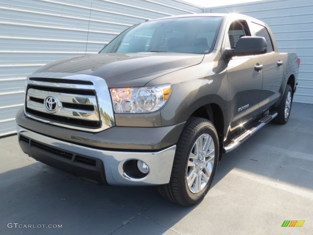 2013 Tundra TSS CrewMax - Pyrite Mica / Graphite photo #6