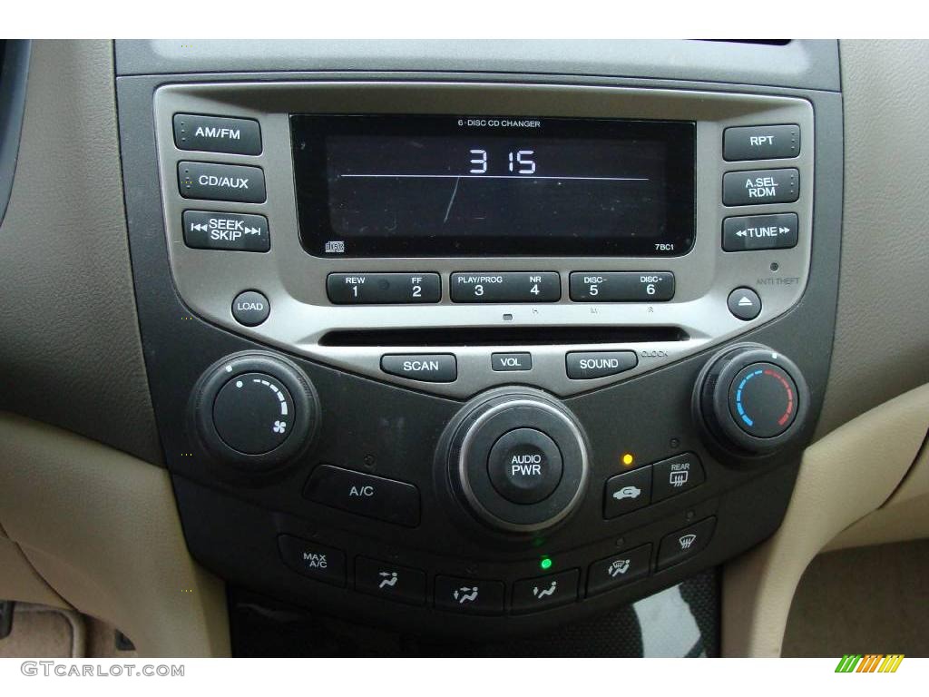 2006 Accord SE Sedan - Nighthawk Black Pearl / Ivory photo #12