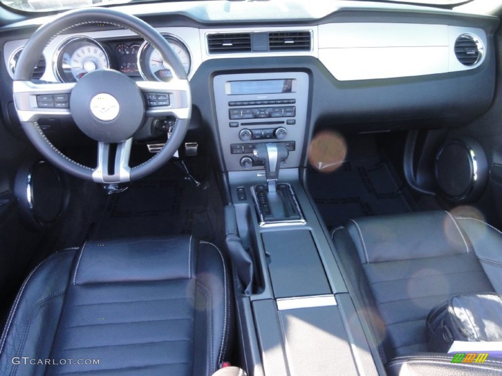 2011 Ford Mustang V6 Premium Convertible Charcoal Black Dashboard Photo #73730081