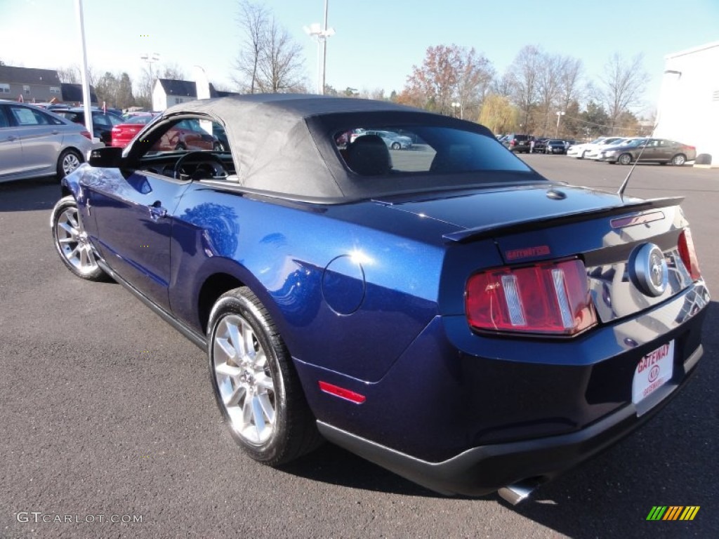 2011 Mustang V6 Premium Convertible - Kona Blue Metallic / Charcoal Black photo #25