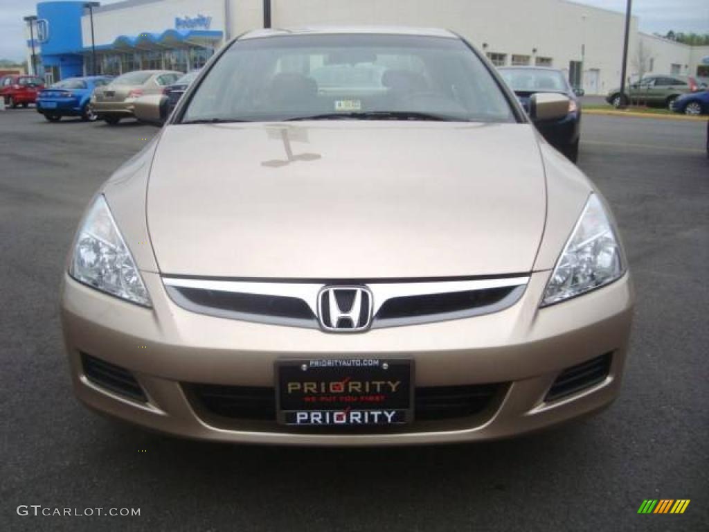 2006 Accord EX-L V6 Sedan - Desert Mist Metallic / Ivory photo #7