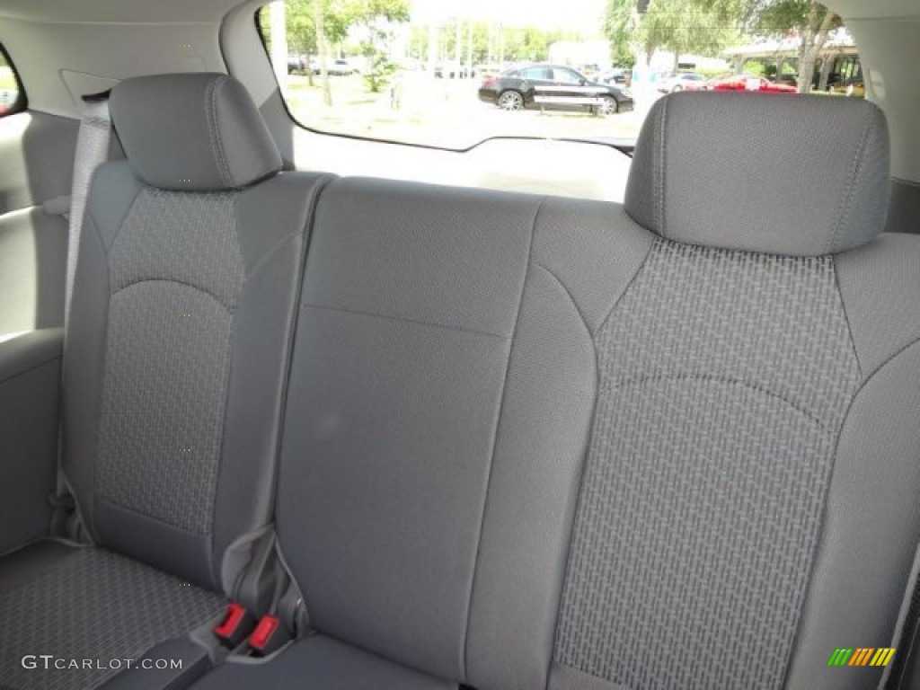 2010 Traverse LT - Silver Ice Metallic / Dark Gray/Light Gray photo #6
