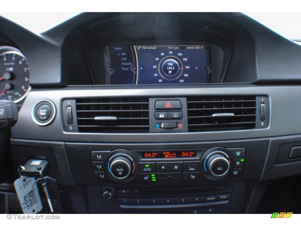 2010 BMW M3 Coupe Controls Photo #73731113