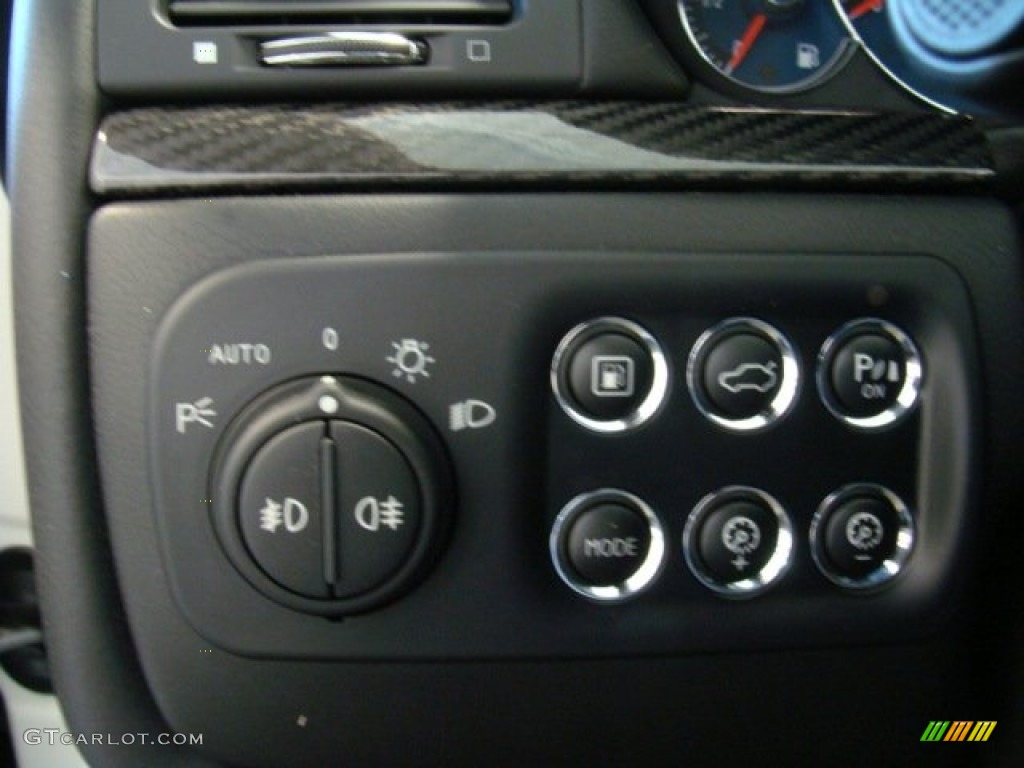 2010 Maserati GranTurismo S Controls Photo #73732514