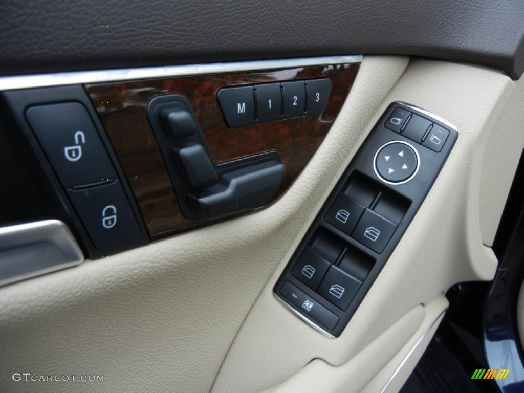 2012 Mercedes-Benz C 250 Sport Controls Photo #73733642