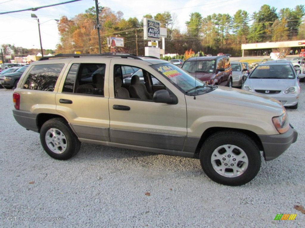 2000 Grand Cherokee Laredo 4x4 - Champagne Pearlcoat / Taupe photo #2