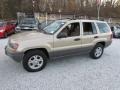 2000 Champagne Pearlcoat Jeep Grand Cherokee Laredo 4x4  photo #10