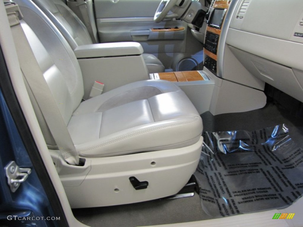 2008 Aspen Limited 4WD - Marine Blue Pearl / Light Graystone photo #14
